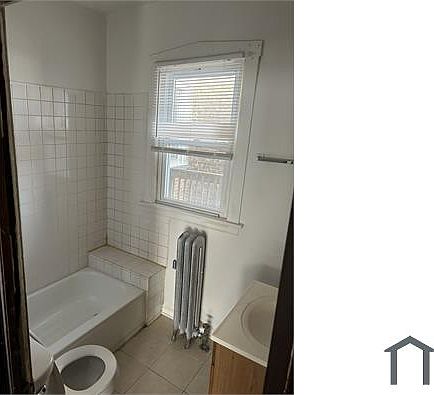 4th image of 6105 S Campbell Ave APT 1
