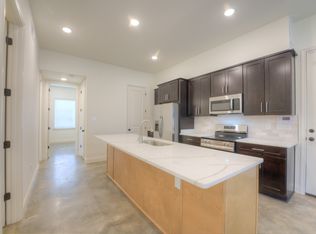 1010 N Pkwy, Memphis, TN 38105