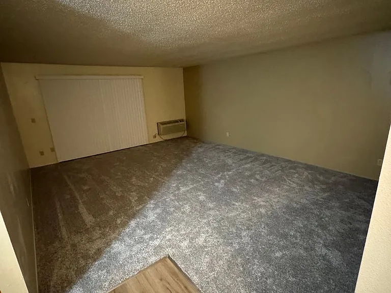 Michelbook Apartments — Photo 19