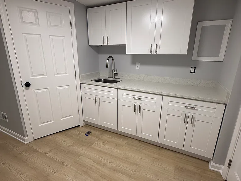 8238 Imperial Dr #5 — Photo 7