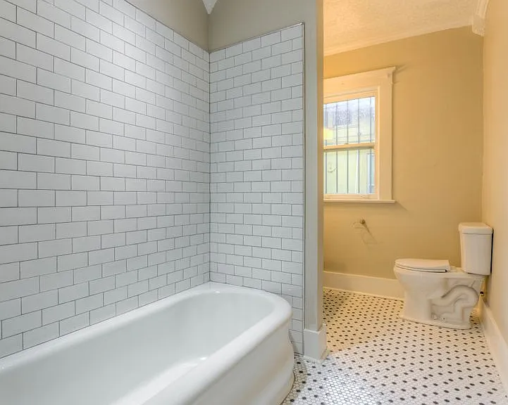 345 Malvern St — Photo 18