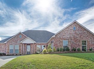 318 Cornerstone Xing, Brandon, MS 39042