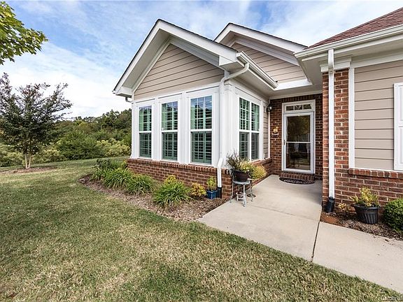 4th image of 1994 McKirkland Ct #29A