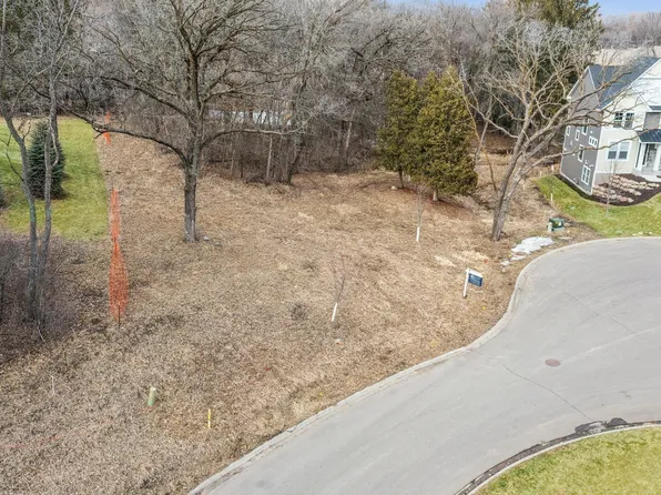 14460 Binger Ct, Wayzata, MN 55391