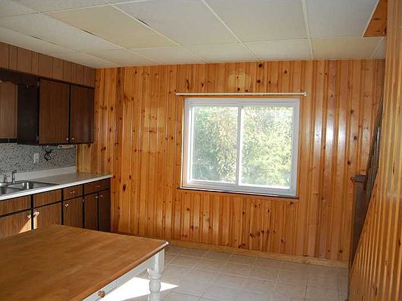 4th image of 716 Sellers Ave