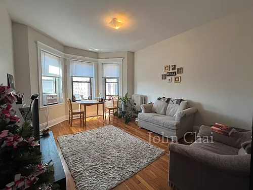 4 Ayr Rd Photo 1
