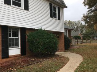 1215 Mark Twain Rd, Charlotte, NC 28213