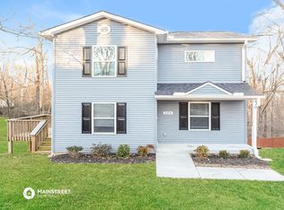 204 Maple Dr, Ashland City, TN 37015