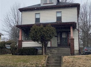 368 Whipple Ave, Campbell, OH