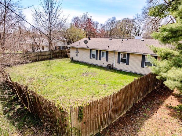 1812 N Tillotson Ave, Muncie, IN 47304