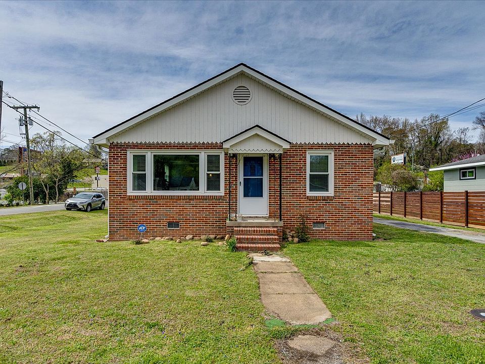 1st image of 2213 Lyndon Ave