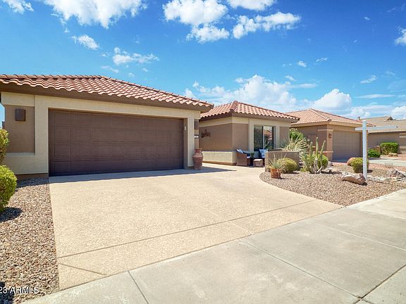 2nd image of 15801 W Earll Drive