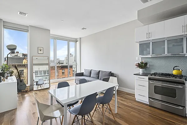 Sold by Compass | media 1