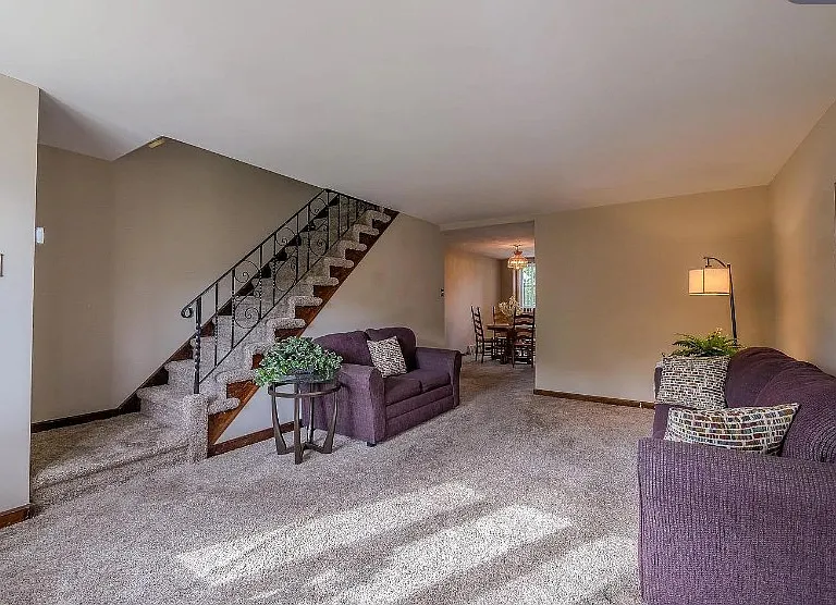 1075 Brookwood Ln — Photo 7