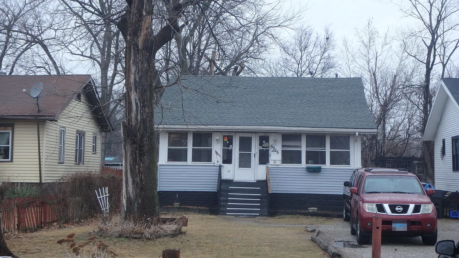 5215 N Park Dr photo 1