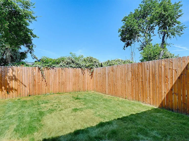 2815 Harston St — Photo 20