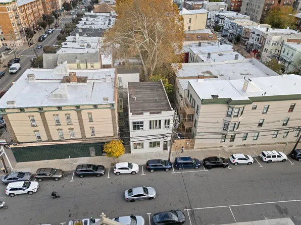 5910 Palisade Avenue image 19 of 23