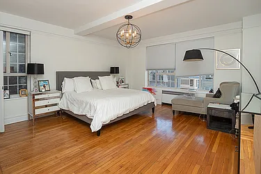 Rented by Rita S Citrin, LREB