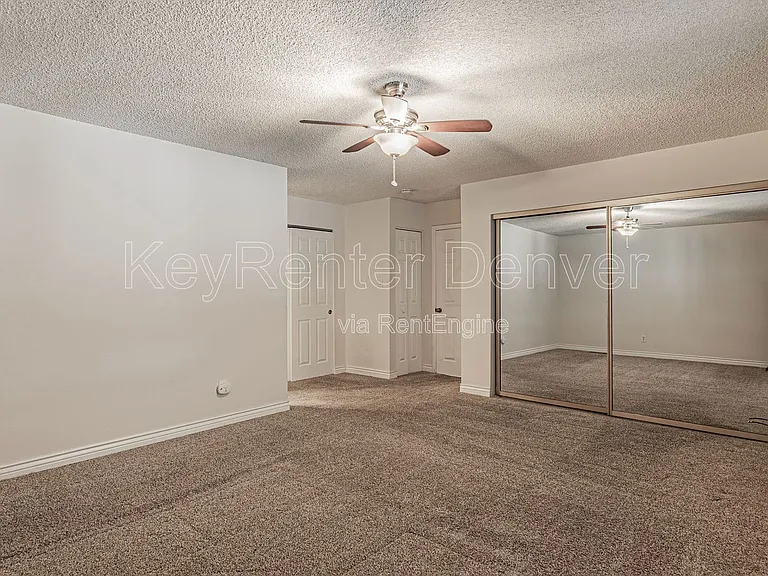 535 S Cody St — Photo 22