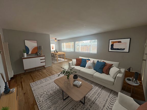 3rd image of 1523 W 35th Pl APT 2