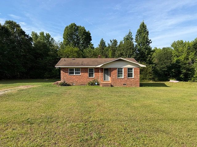 1st image of 120 Chick Springs Rd