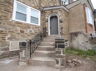 1879 Conlyn St #1F, Philadelphia, PA 19141