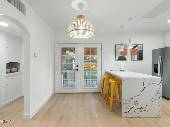1921 W MONTE VISTA Road, Phoenix, AZ 85009