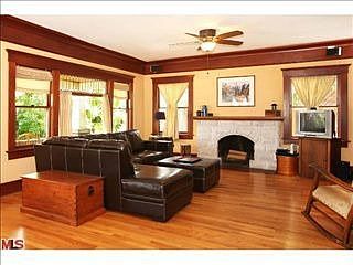 5th image of 2207 Elsinore St