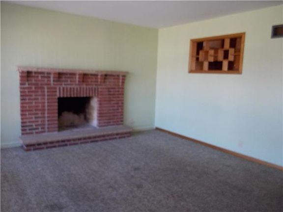 4th image of 2400 N 64th Ter