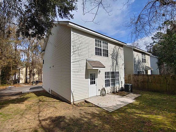 4th image of 3037 Camelliawood Cir