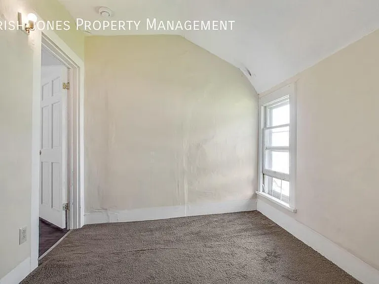 215 Thompson St #2 — Photo 16