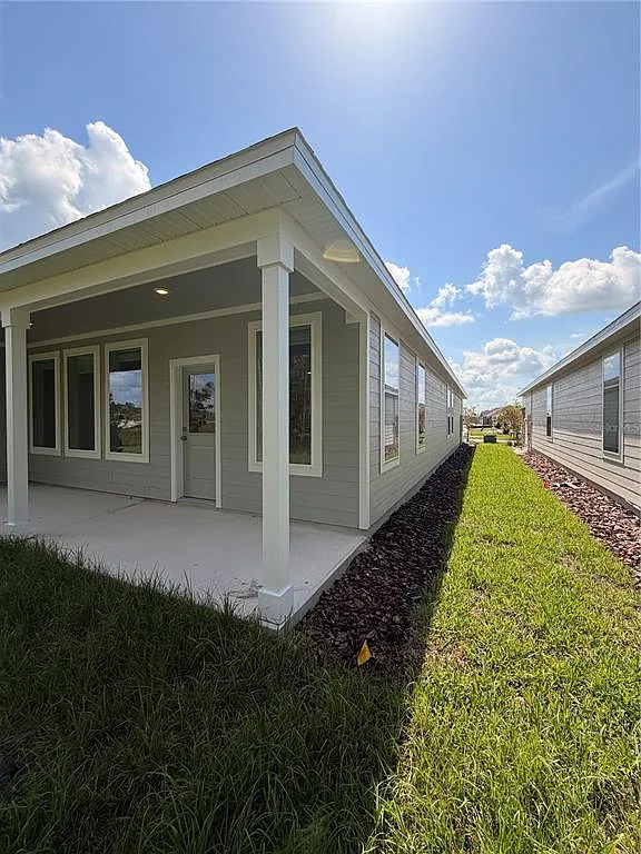 3 bed, 2.0 bath, 1825 sqft, $2,200 — Photo 4