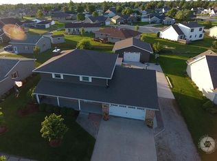 60 E Spring Rd, Coal City, IL 60416