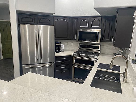 5th image of 5015 E Cheyenne Dr Unit 25