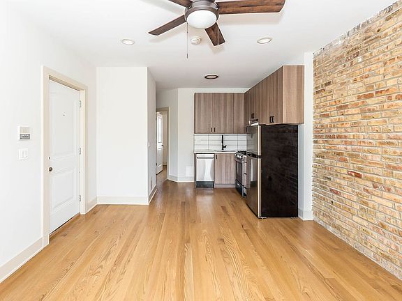 3rd image of 4601 N Winchester Ave #3