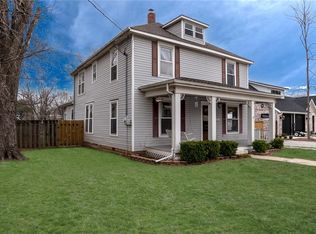 204 NW 4th St, Bentonville, AR 72712