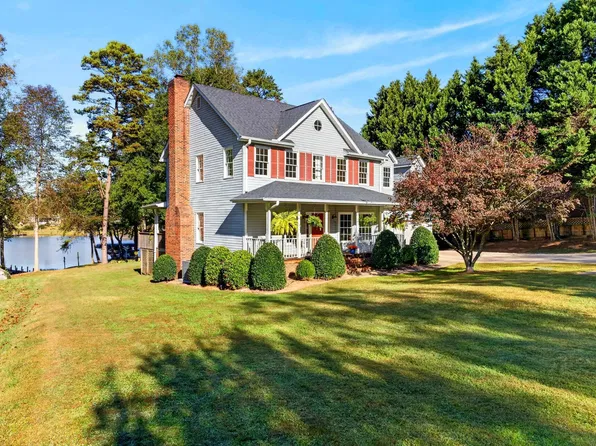 315 Hillcove Point, Wellford, SC 29385