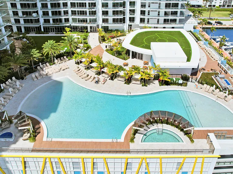 220 Lake Shore Dr #612 — Photo 46