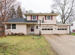 6841 Welbury St, Portage, MI 49024