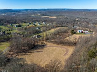 90 Ketcham Rd, Hackettstown, NJ 07840