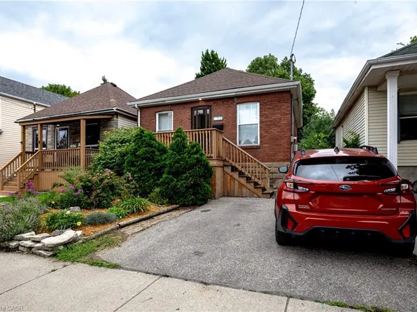 94 Edgemont St N, Hamilton, ON L8H 4C8