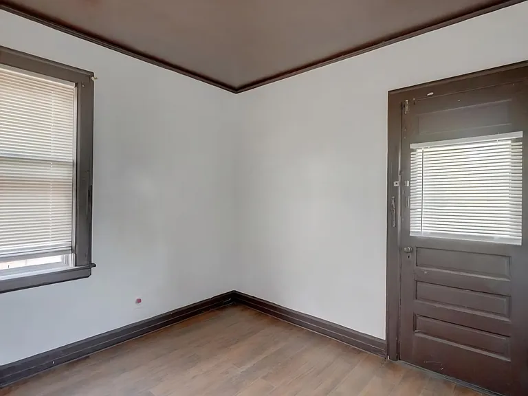 15076 Sussex St #3 — Photo 11