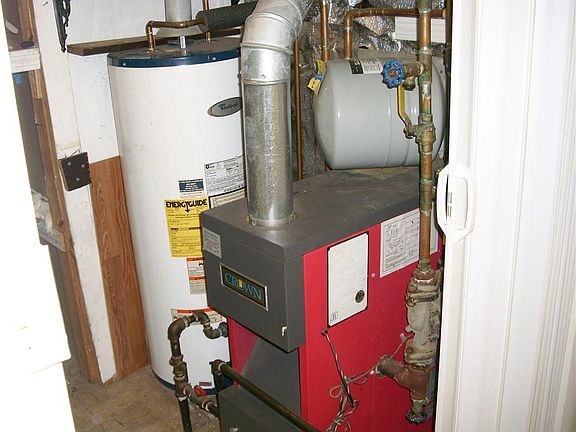 3rd image of 600 Cole Farm Rd