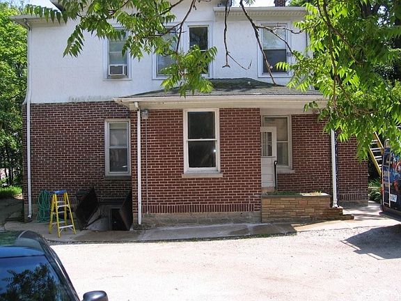 3rd image of 611 Mulberry Pl Floor 1