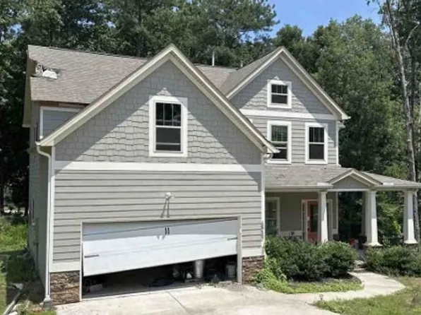 6050 Crowley Dr, Douglasville, GA 30135