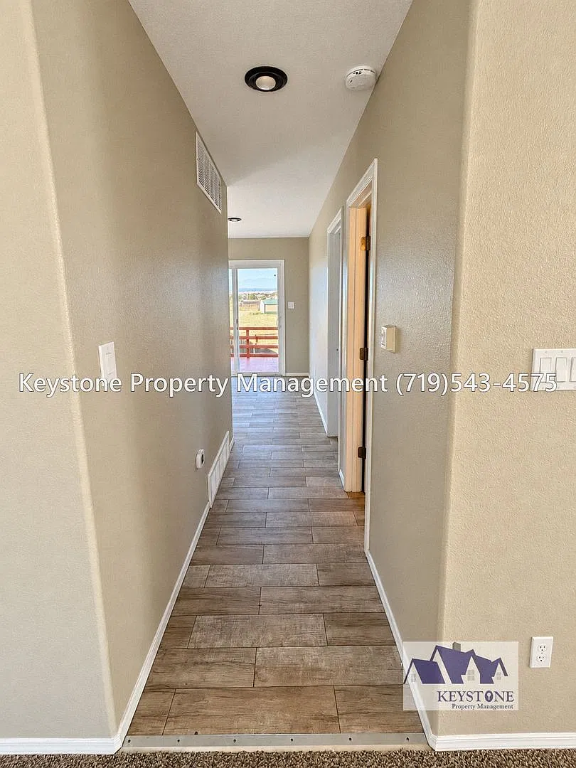 Application Fee Reimbursed! Nicely Maintained Duplex In Pueblo West 3 Bed/2 Bath/2 Car Garage $18... — Photo 1