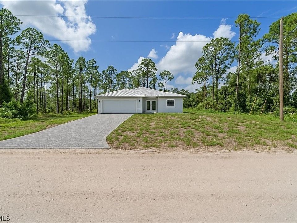 1st image of 1124 Rambler St E