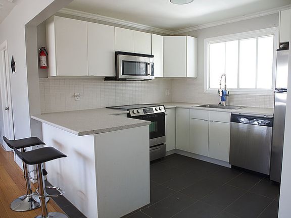 5th image of 1148 Woodroffe Ave #772207