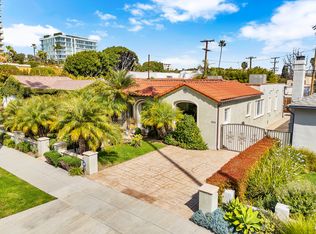 326 N Doheny Dr, Beverly Hills, CA 90211