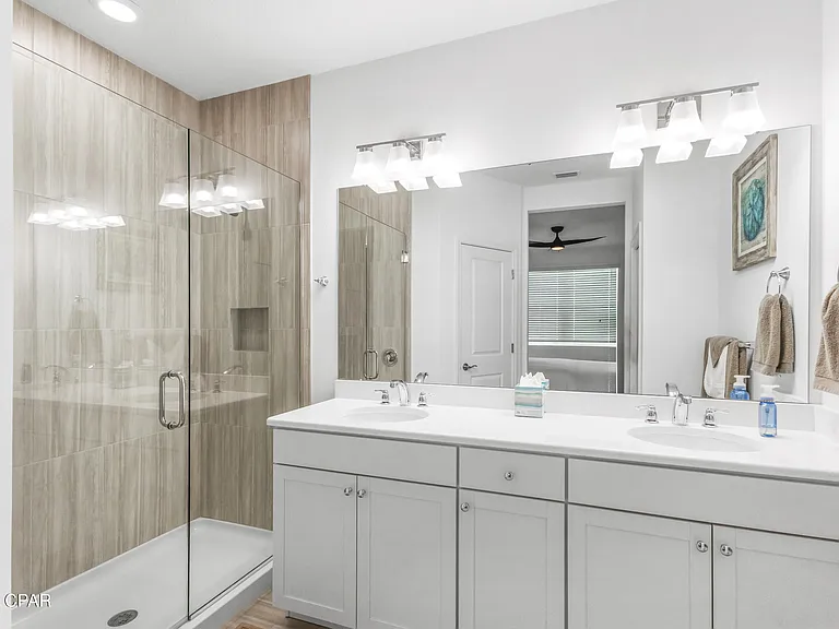 8678 Weekend Dr — Photo 23